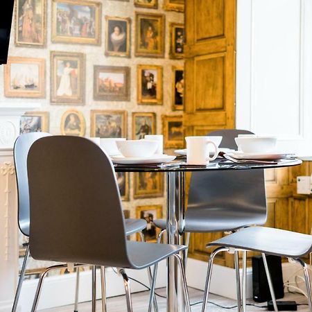 Апартаменты West Bow - Magical Harry Potter-Inspired Flat Near Edinburgh Castle Экстерьер фото